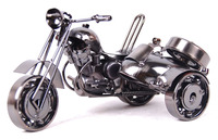 复古铁艺三轮摩托车模型怀旧摄影道具创意送男生日礼物隔板收藏