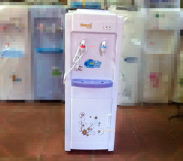 特价秒杀，正品保障华士达立式温热/冷热饮水机 迷你家用饮水机