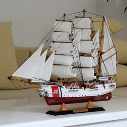 家居办公装饰品 木制工艺品摆件 创意礼物 工艺船 美国海警船帆船