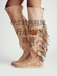 2015欧美新款平底靴子罗马风格流苏装饰一脚蹬真皮革莫卡辛高筒靴