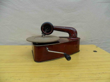 德国袖珍留声机1927年产儿童留声机小巧玲珑可爱非常少有配小唱片