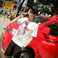 夏季青春流行日常圆领白色黑色常规新款男装人与花短袖T恤 泰国