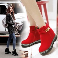 韩版冬季厚底马丁靴潮学生女短靴圆头高跟松糕靴内增高保暖女靴子