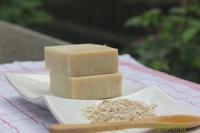蜂蜜燕麦山羊奶手工皂拉丝皂 温和去角质 更多蜂蜜滋养柔滑肌肤