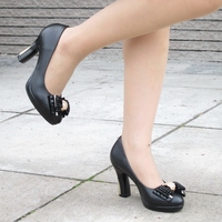 名牌正品 女一脚蹬单鞋 职场女式鞋 青春流行黑色OL通勤高跟皮鞋