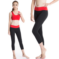 女子瑜伽七分裤 高弹紧身训练运动跑步健身 排汗速干7分短裤