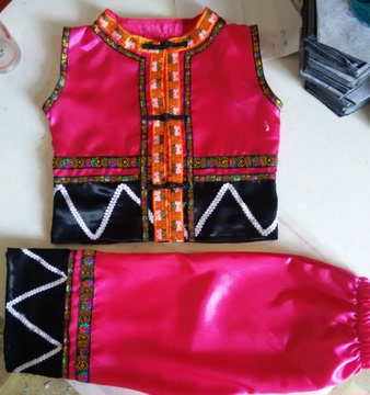 六一儿童佤族族男装苗族服装云南少数民族舞蹈演出服装服饰壮族服